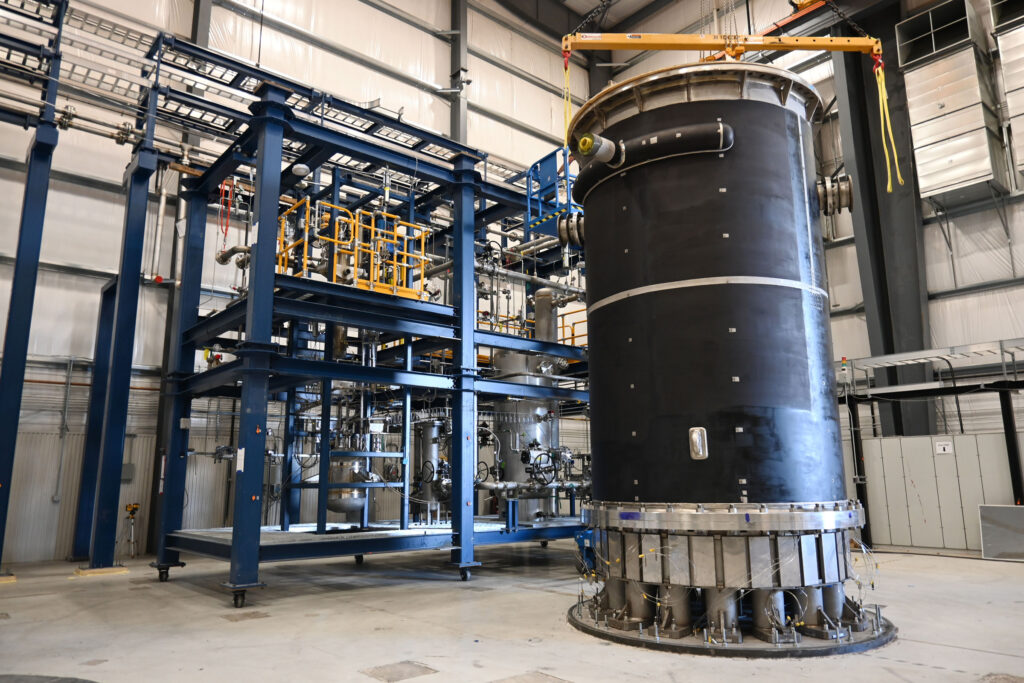 ETU 2.0 vessel and modular skids
